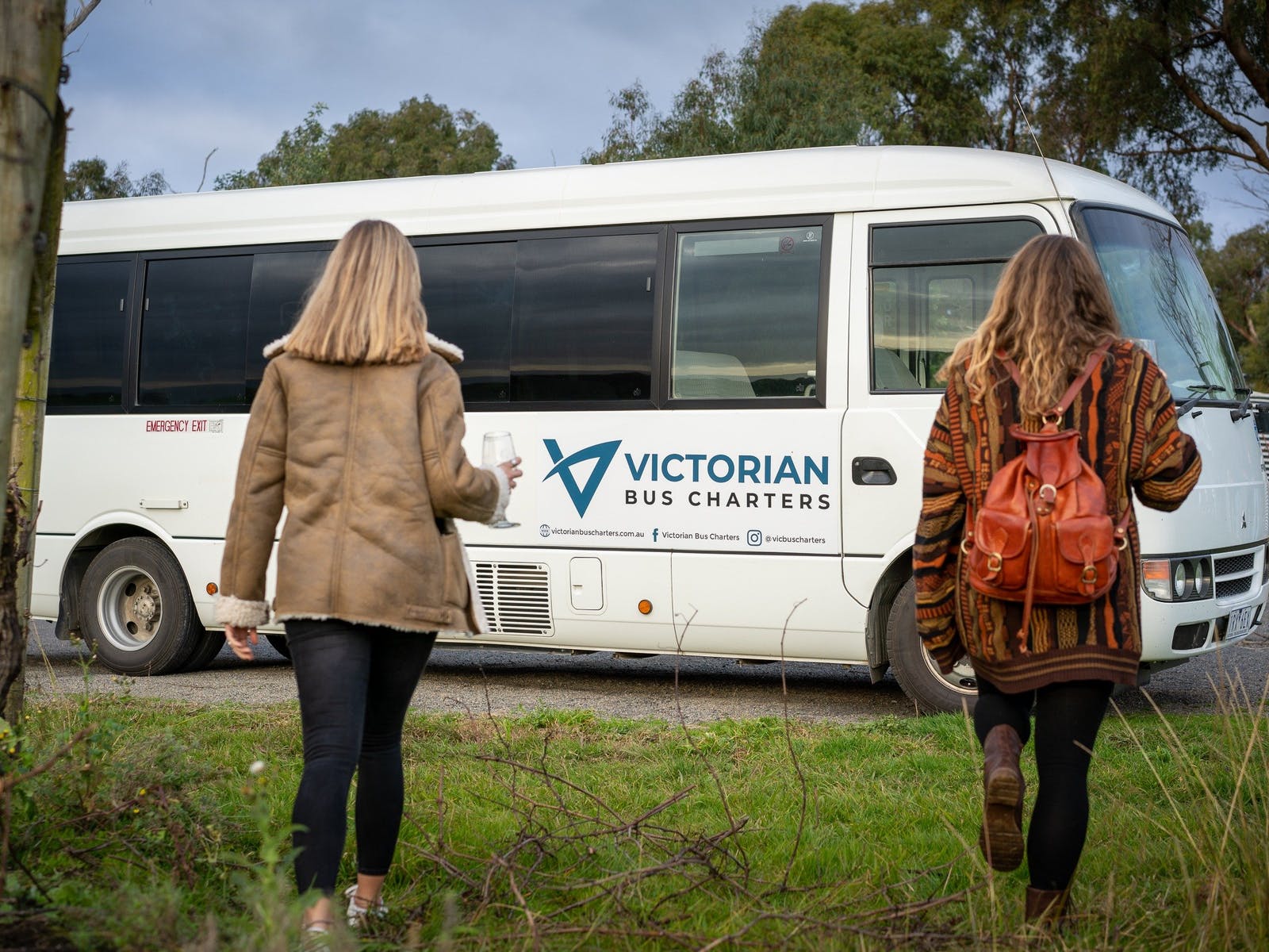 yarra valley winery tour bus